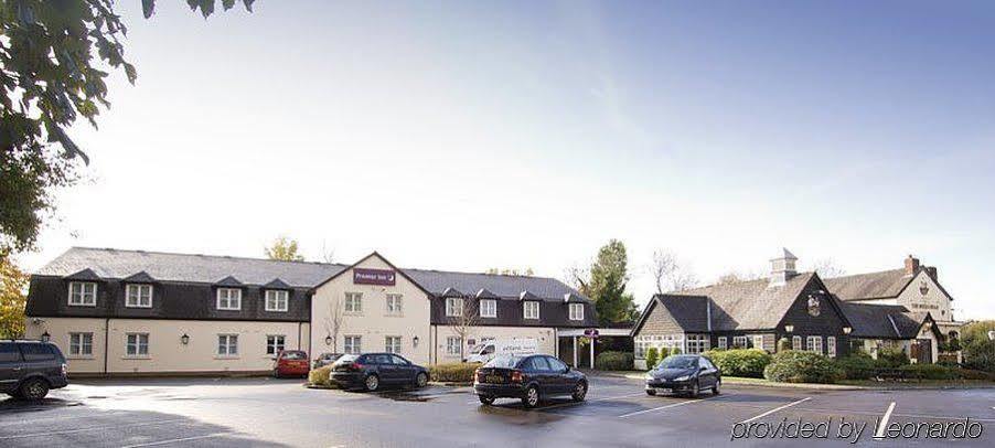 Premier Inn Manchester - Handforth Exterior photo